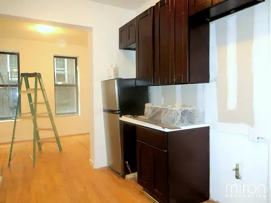 Rented by Miron Properties | media 17