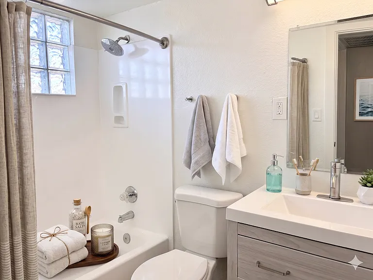 402 N 10th St #13 — Photo 7