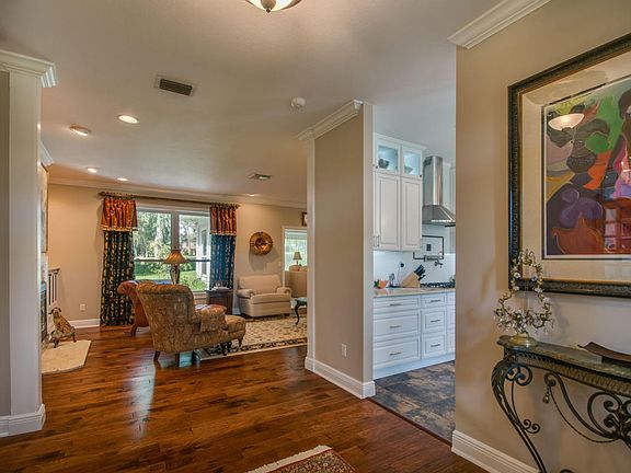 5th image of 5220 Nw 76th Court
