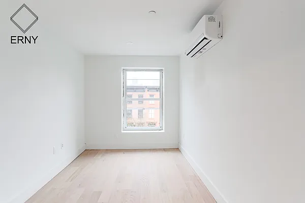 Rented by ERNY LLC | media 9