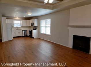 207 E Glenwood St, Springfield, MO 65807