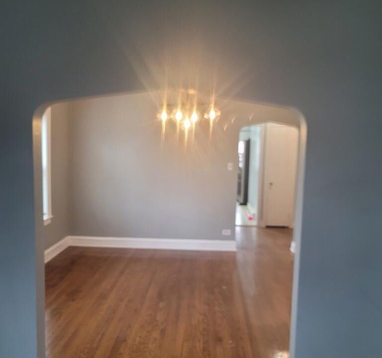 1st image of 942 23rd Ave