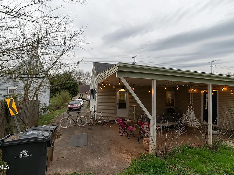 1133 Fair Dr — Photo 13