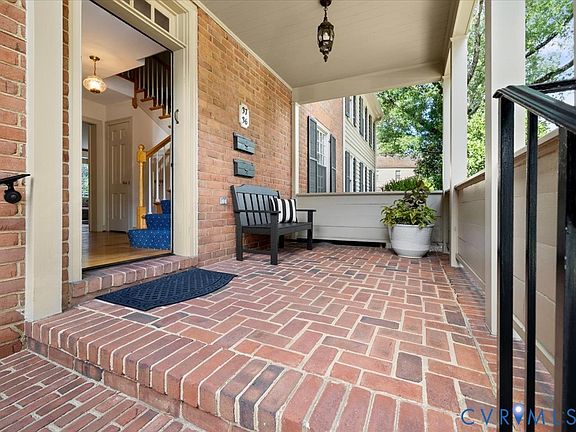 4th image of 6161 River Rd #36