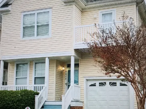 2213 Knorr Ct, Virginia Beach, VA