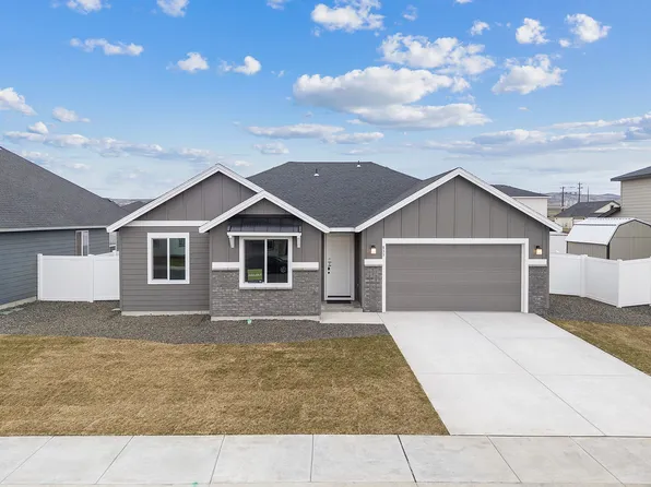 833 K St NE, Quincy, WA 98848