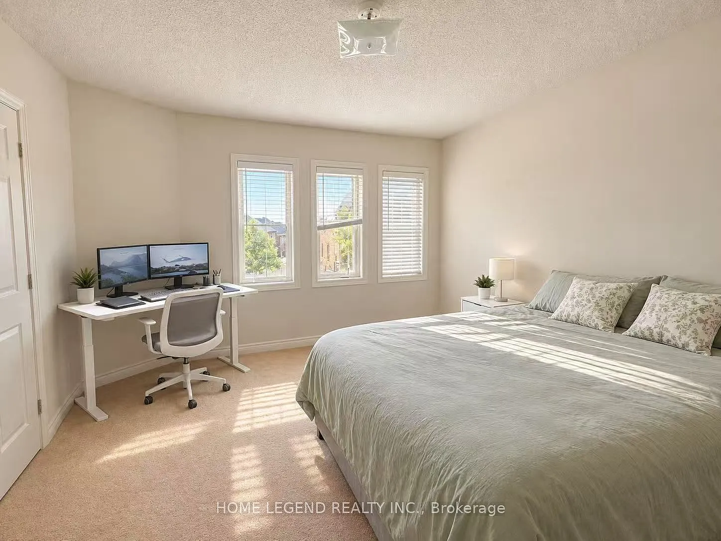 4 bed, $3,800 — Photo 4
