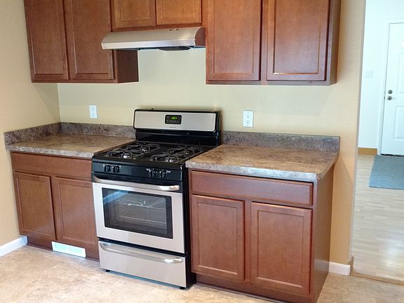 3rd image of 9152 Kettering Ave