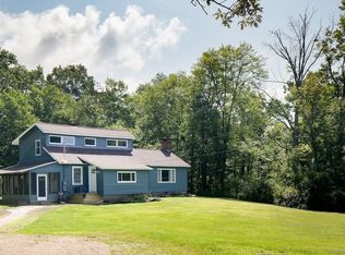 11 Reservoir Rd, Lakeville, CT 06039
