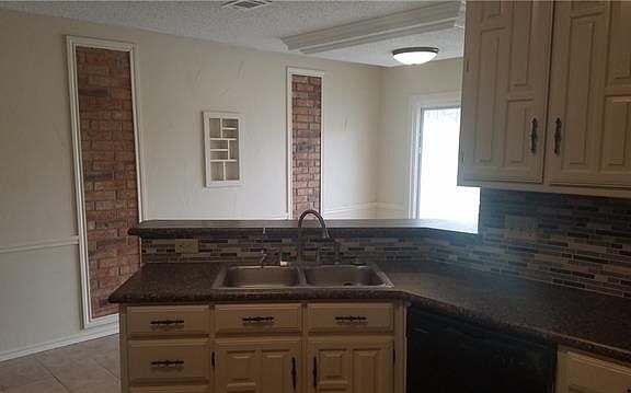 5th image of 6330 Housley Dr