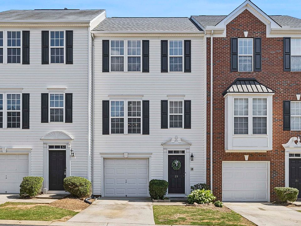 1st image of 29 Heritage Oak Way