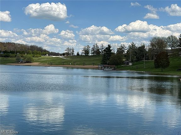 2nd image of Kirchberg Dr