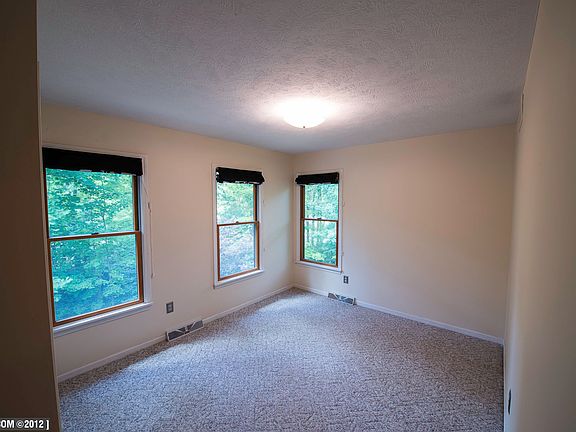 North-West Bedroom