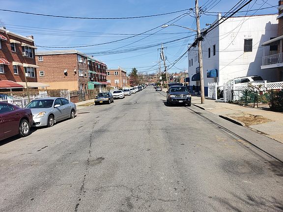 2nd image of 3224 Lurting Ave