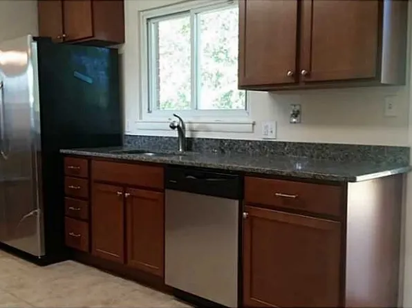 3512 Cedar Ln, Portsmouth, VA 23703