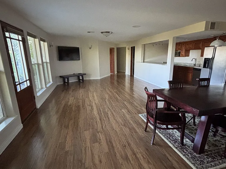 1755 NE Sunset Ln — Photo 9