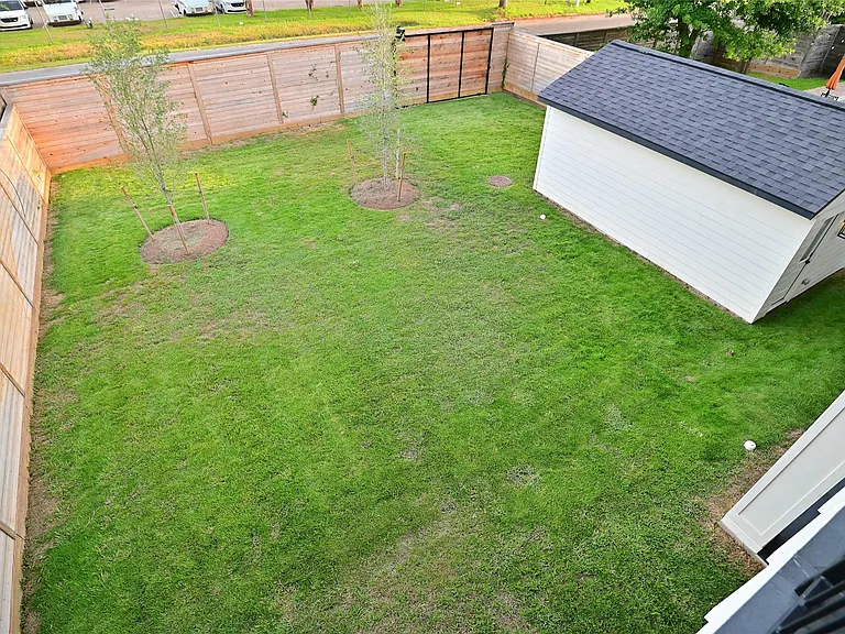 1733 Du Barry Ln — Photo 44