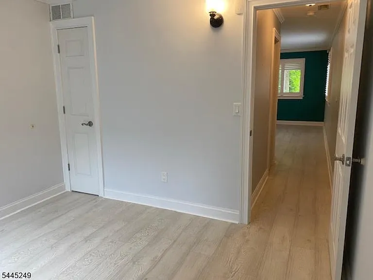 5 Sugar Loaf Ct #8 — Photo 25
