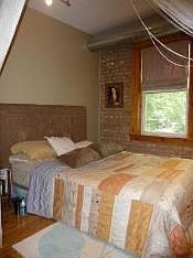 3rd image of 4300 N Whipple St APT 3