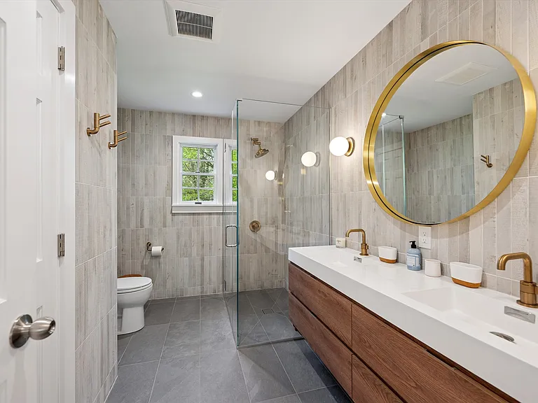 14 Renees Way — Photo 10