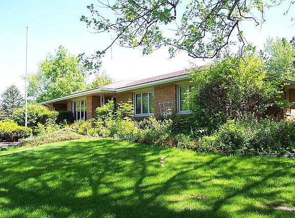 3rd image of 20819 Briarwood Ln