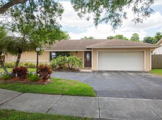 13610 SW 96th St, Miami, FL 33186