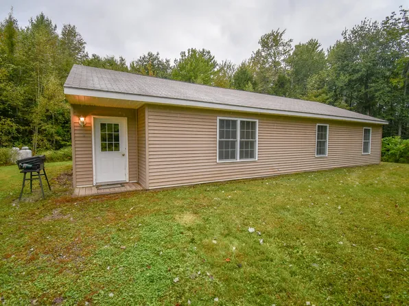 4 Riley Drive, Belgrade, ME 04917