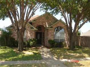 1505 Post Oak Dr, Rowlett, TX 75089