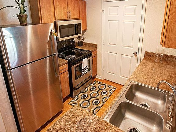 Griffin Apartment Realtor - (832) 434-7368