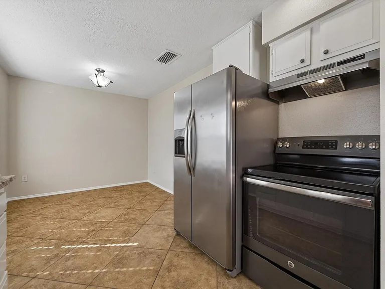 17134 Barcelona Dr — Photo 13