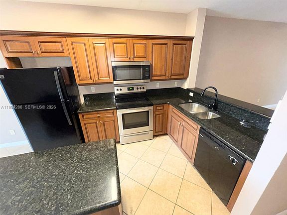 4th image of 3622 Oleander Ter