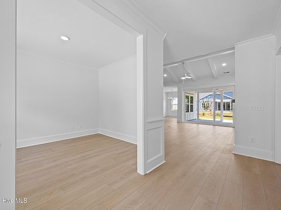 3rd image of 6782 Holton Place SW #128