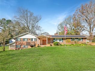 3713 Southwood Dr, Gastonia, NC 28056