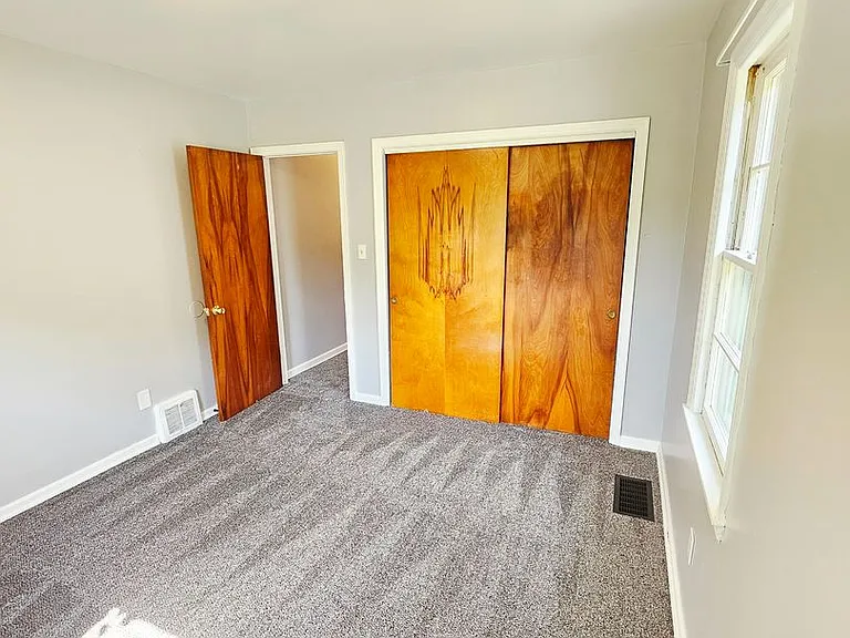 2942 Atwood Ter — Photo 5