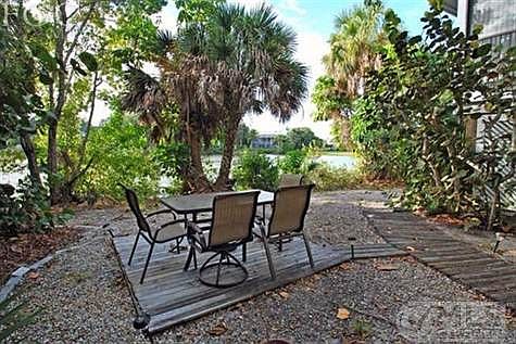3rd image of 1409 Sandpiper Cir