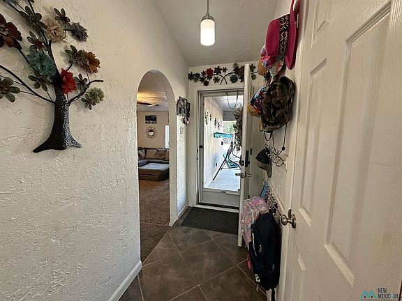 2nd image of 304 Hermosa Dr