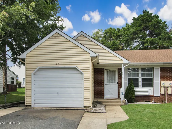 8A Quincy Drive, Whiting, NJ 08759