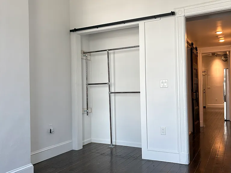 65 Thorne St — Photo 7