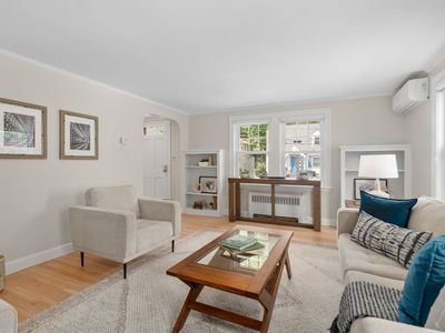 19 Conant Rd, Brookline, MA, 02467