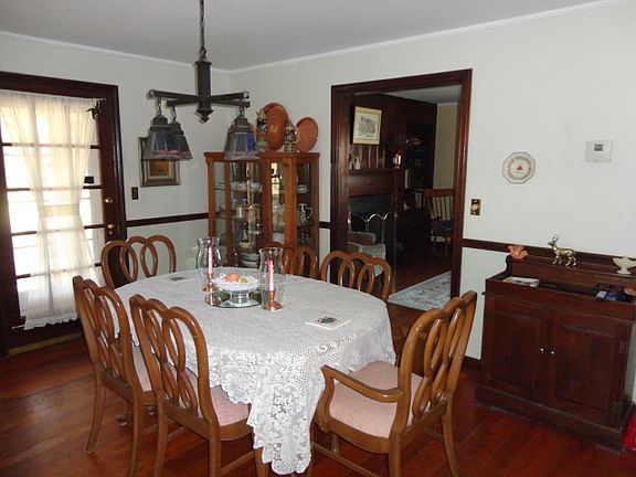 Dining, door to porch