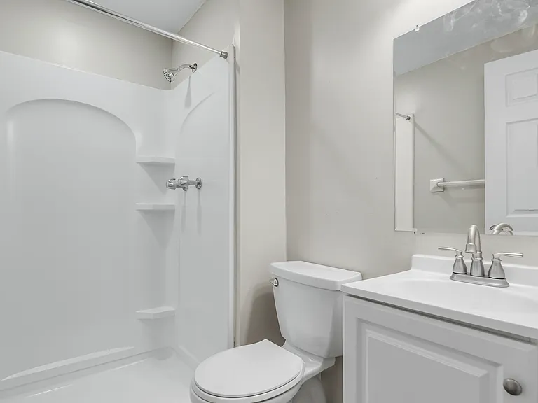 7416 Candlewood Dr N — Photo 9