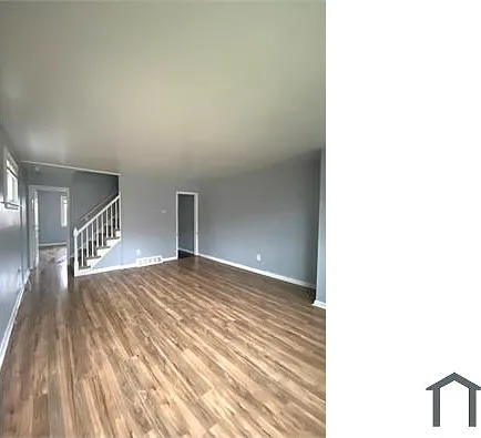 979 Dalton Ave — Photo 4