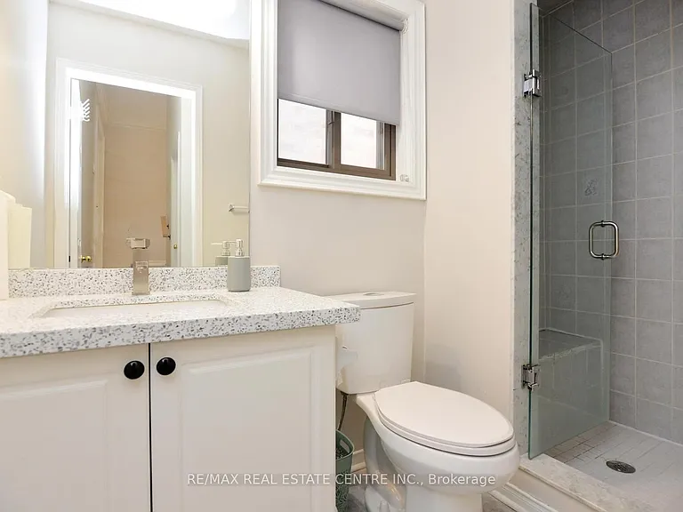 10 Sheldon Dr — Photo 11