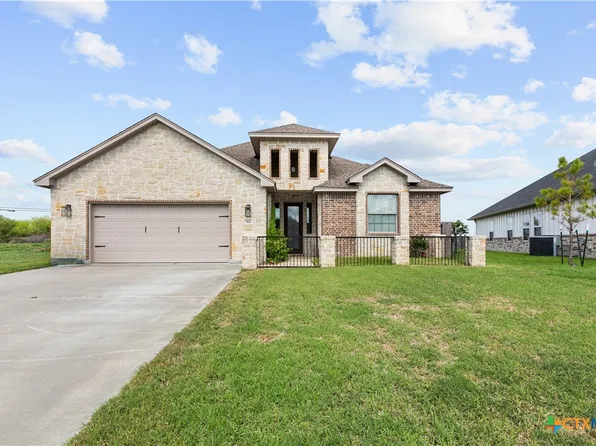 512 Windy Way Dr, Victoria, TX 77904