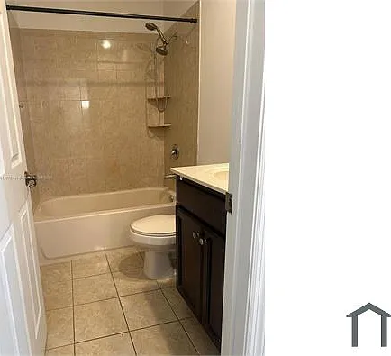 8936 SW 18th St #8936 — Photo 6