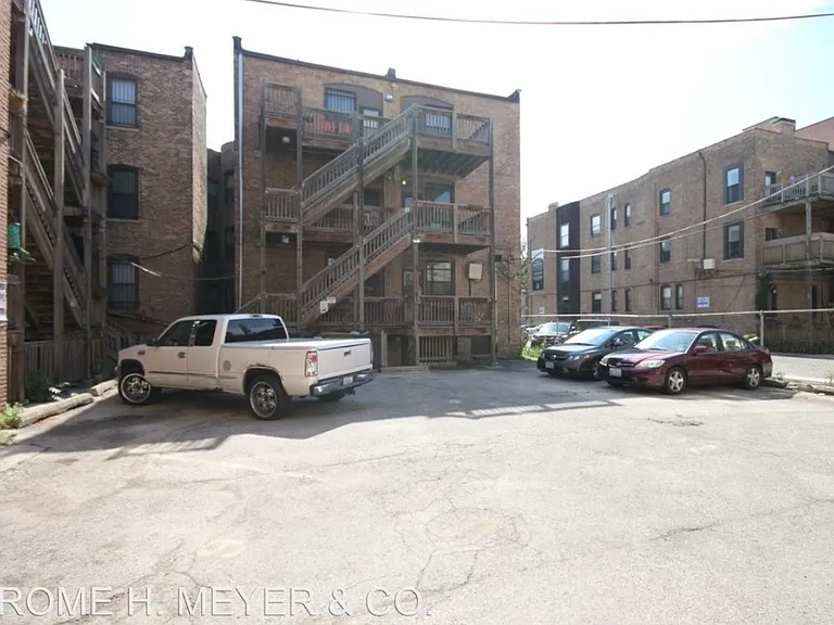3450 N Elaine Pl #1 — Photo 4