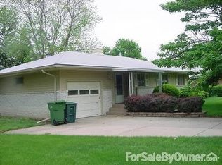 14520 Folkestone St, Waverly, NE 68462