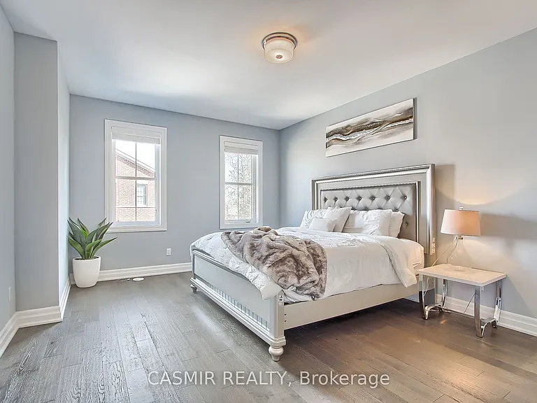 9873 Keele St — Photo 25