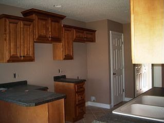 Mouser Kitchen Compact & Convenient