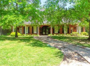 223 Hunters Cir, Longview, TX 75605